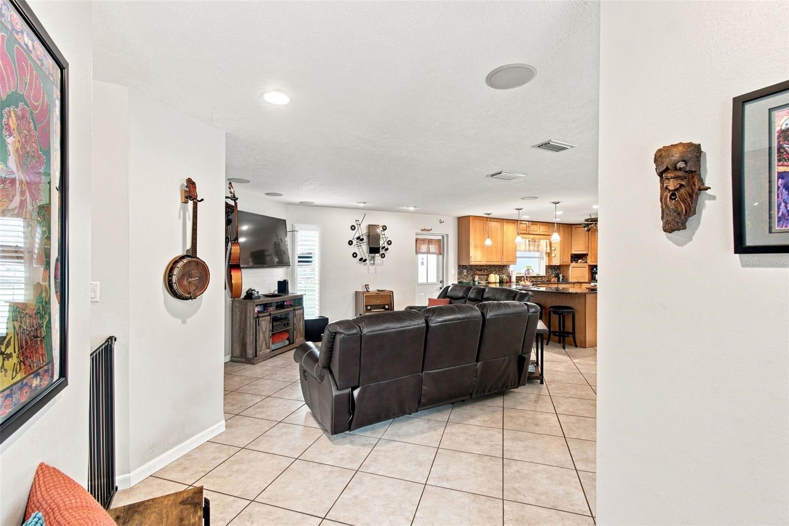 610 HITCHING POST DR — photo 6