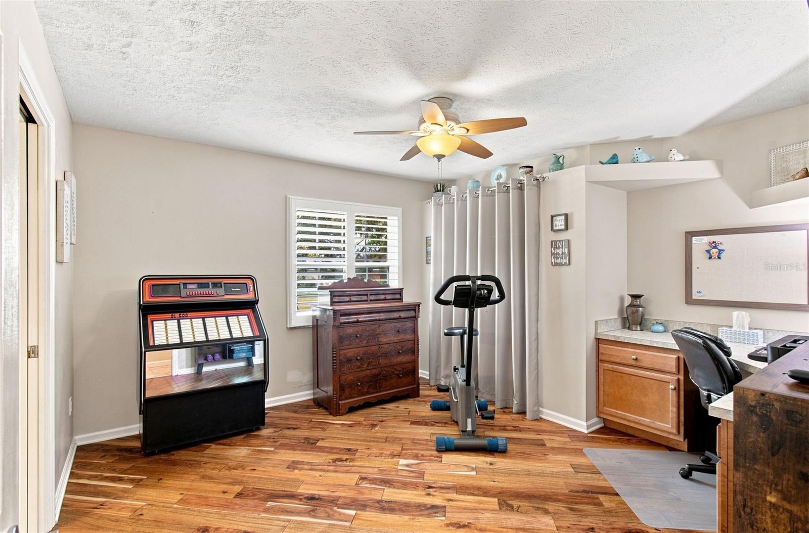 610 HITCHING POST DR — photo 39
