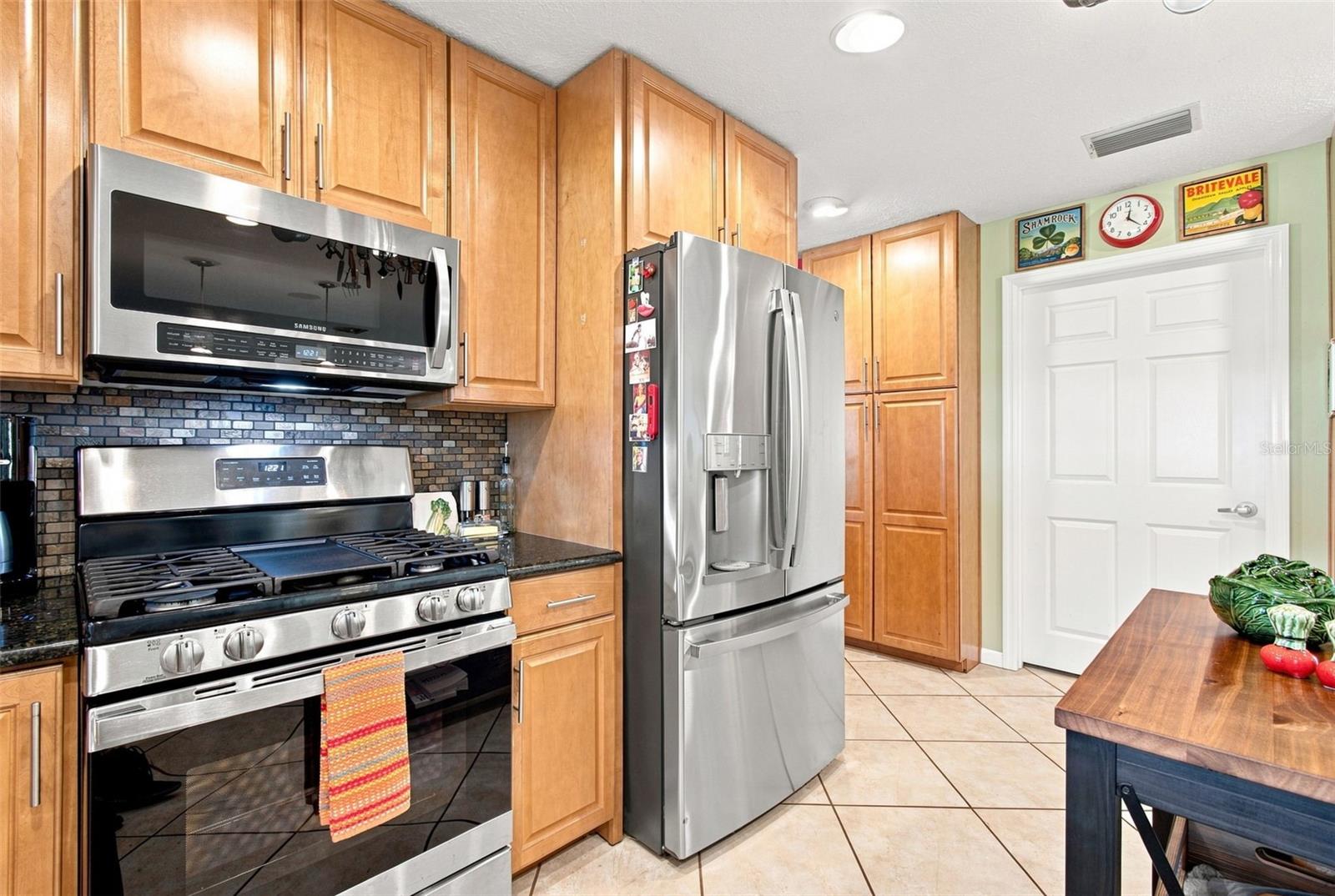 610 HITCHING POST DR — photo 17