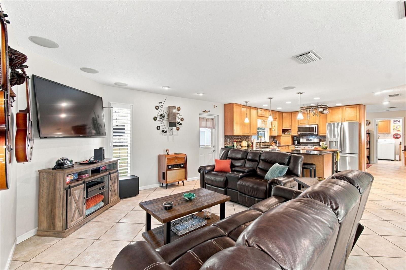 610 HITCHING POST DR — photo 7
