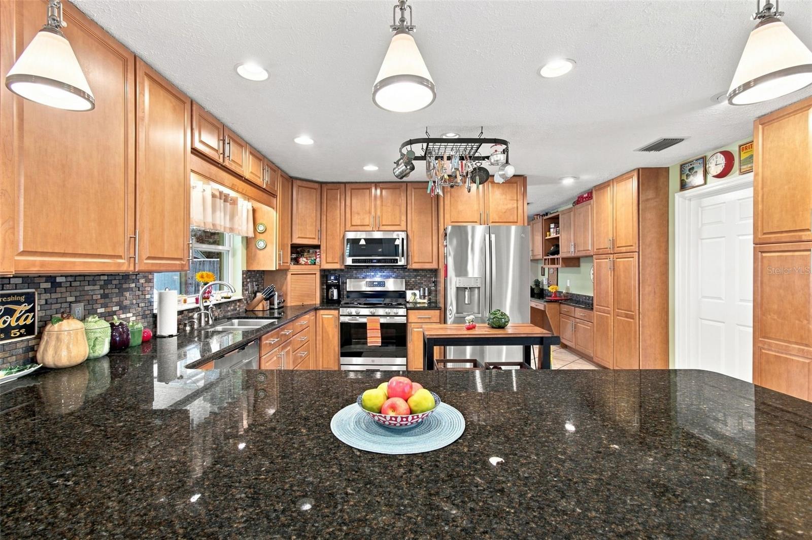 610 HITCHING POST DR — photo 11