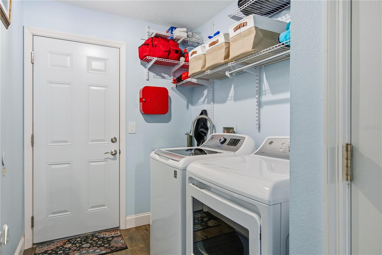 1725 ARABIAN LN — photo 31