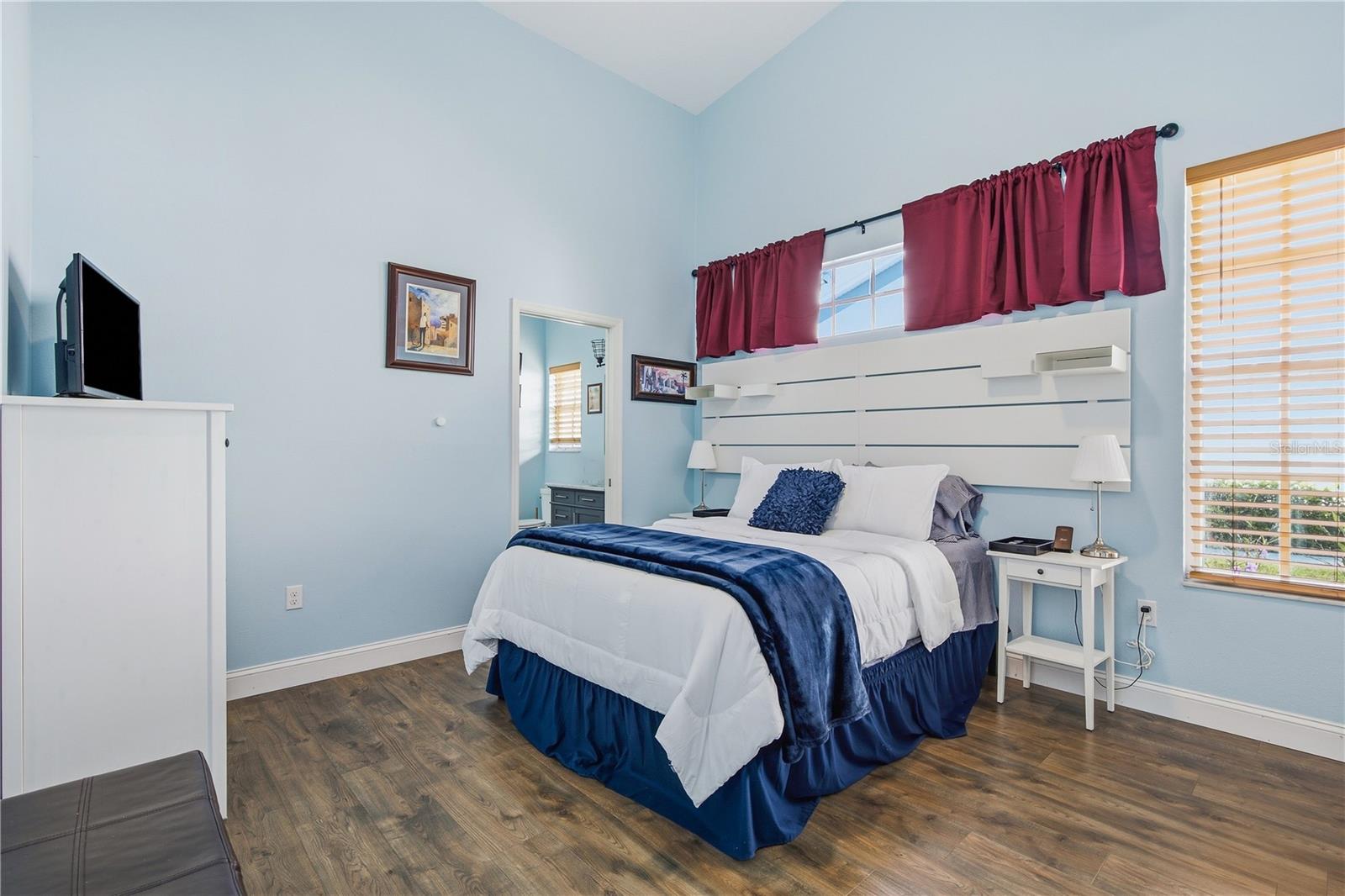 1725 ARABIAN LN — photo 11