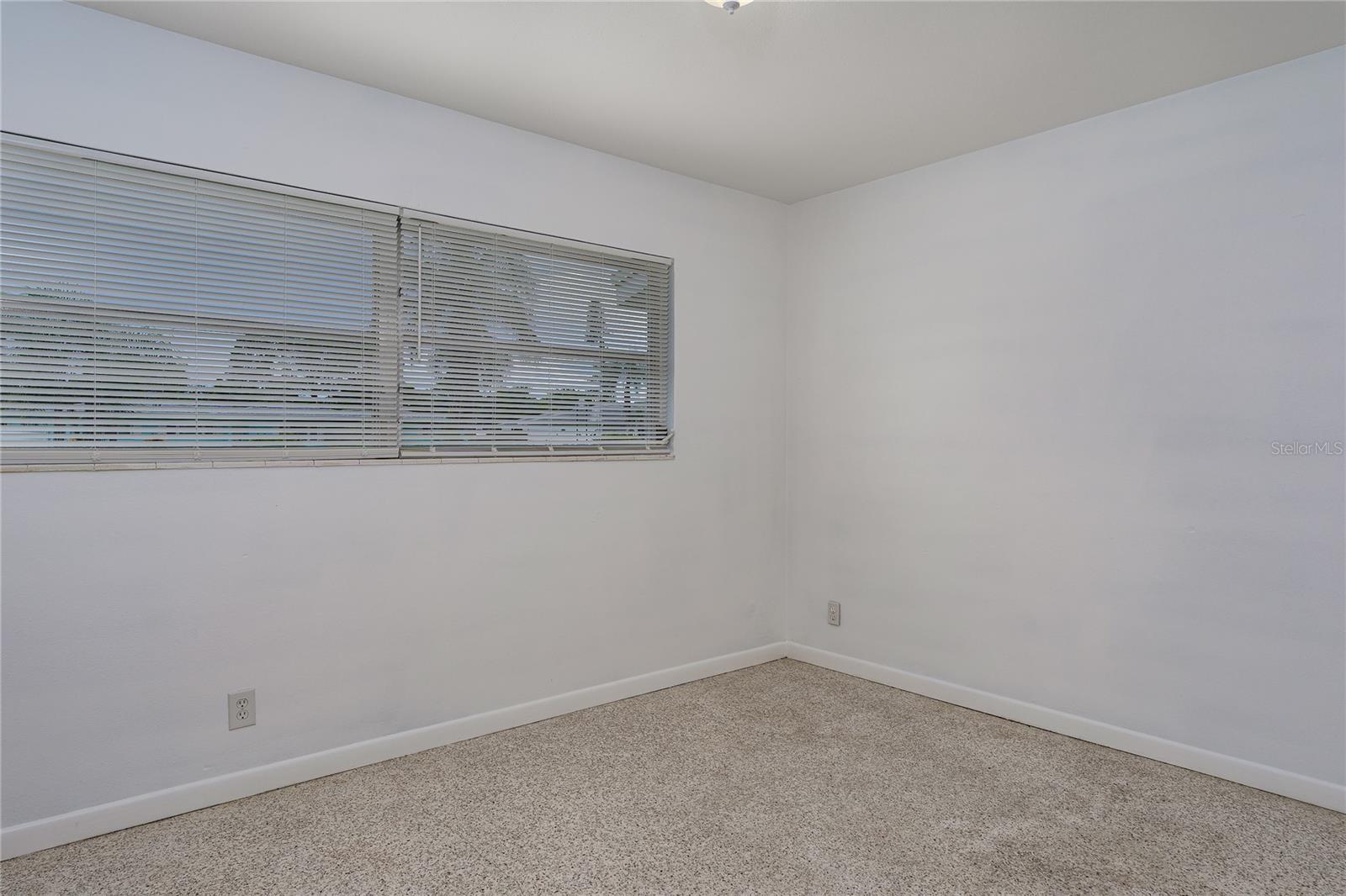 1225 CASABELLA DR — photo 14