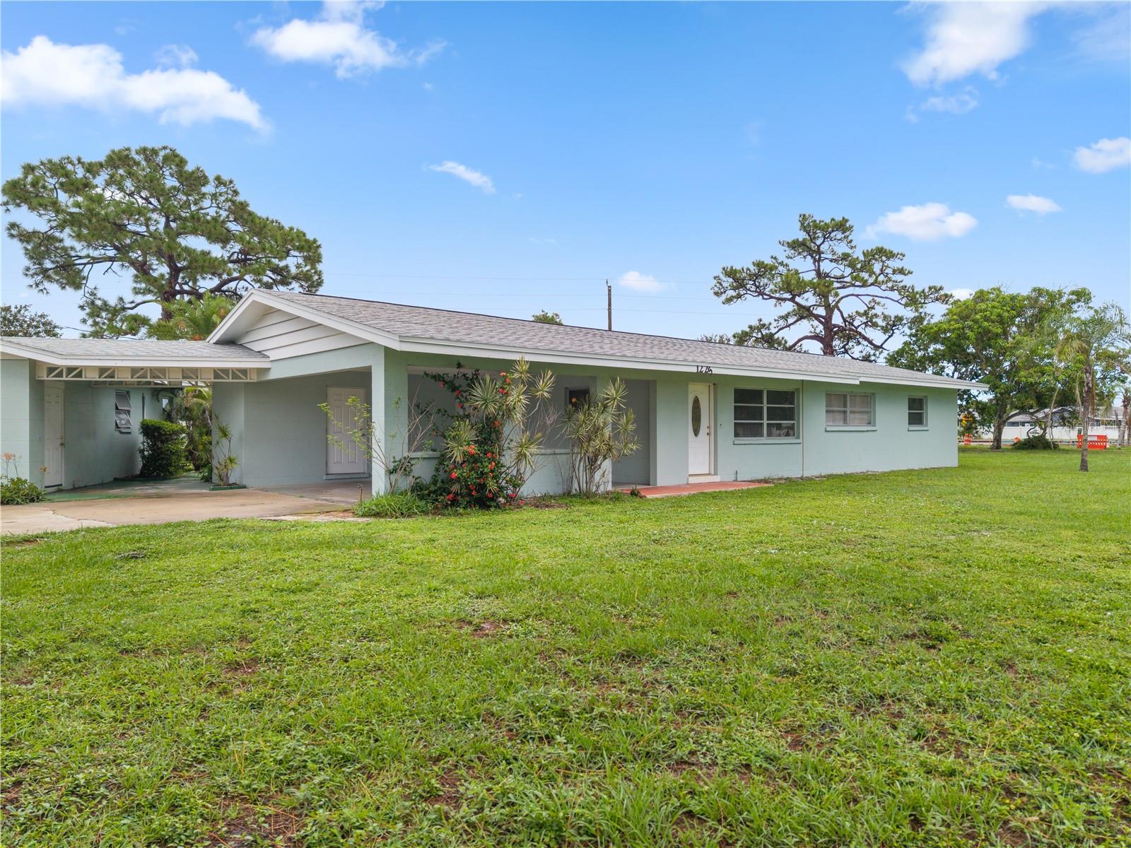 1225 CASABELLA DR — photo 28