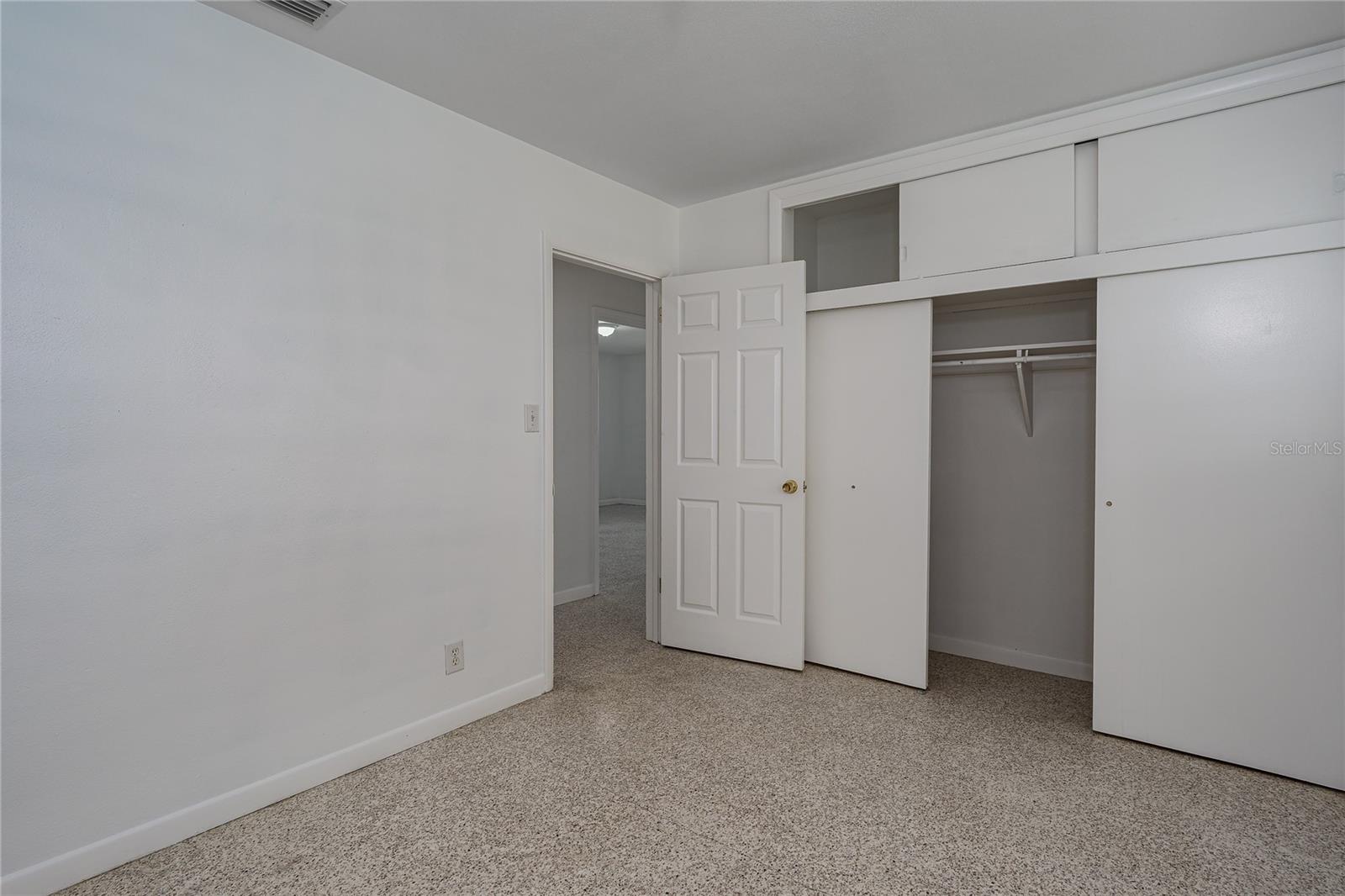 1225 CASABELLA DR — photo 15