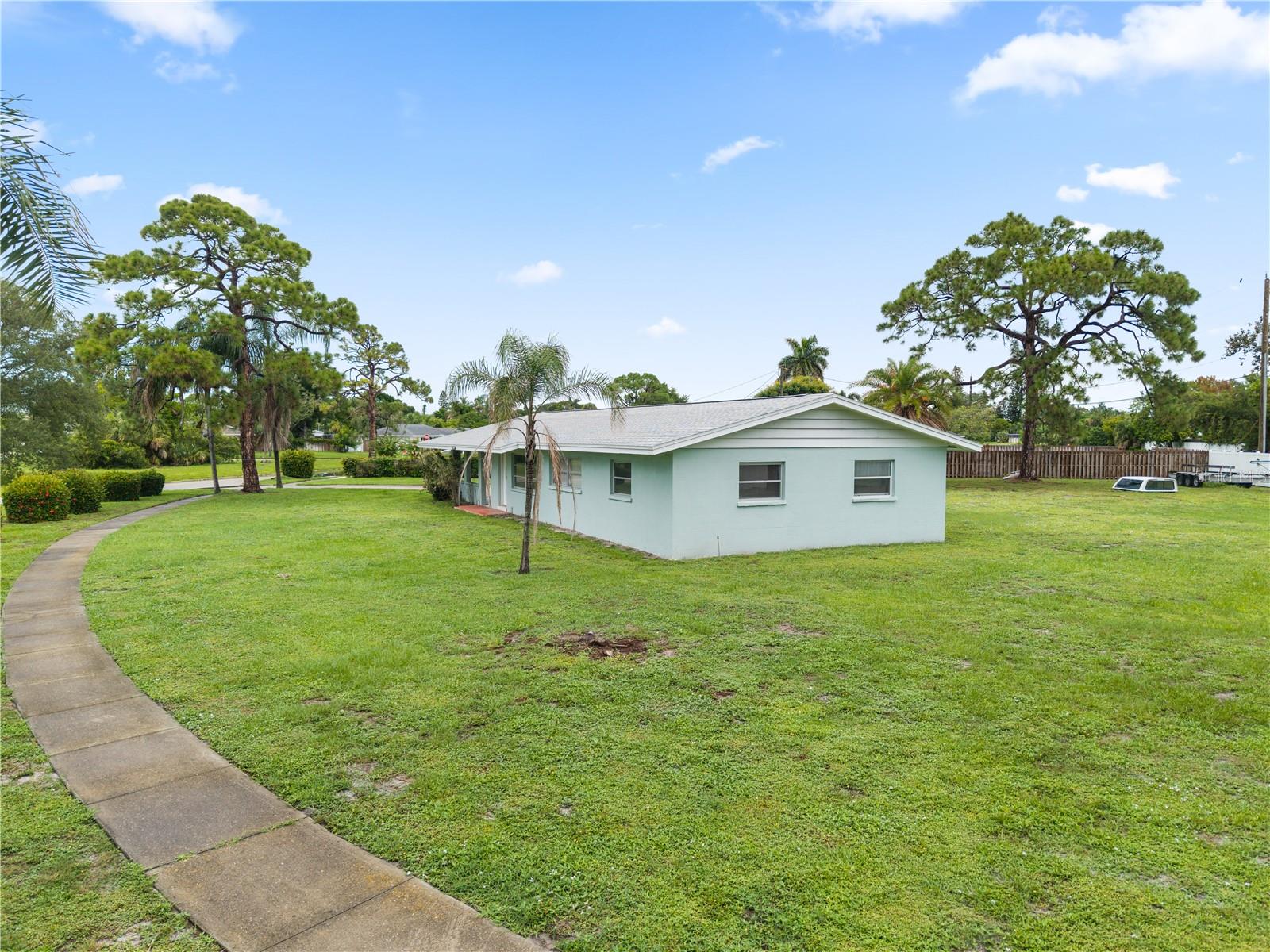 1225 CASABELLA DR — photo 30