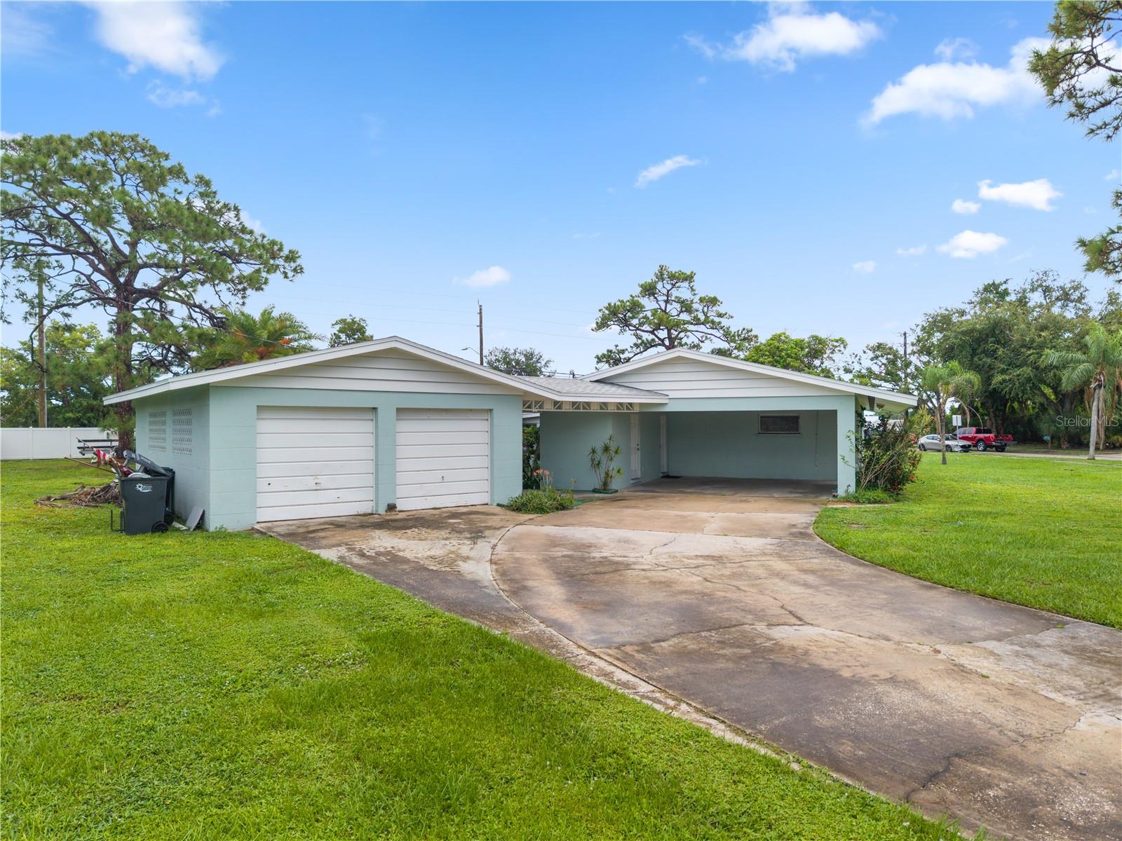 1225 CASABELLA DR — photo 31