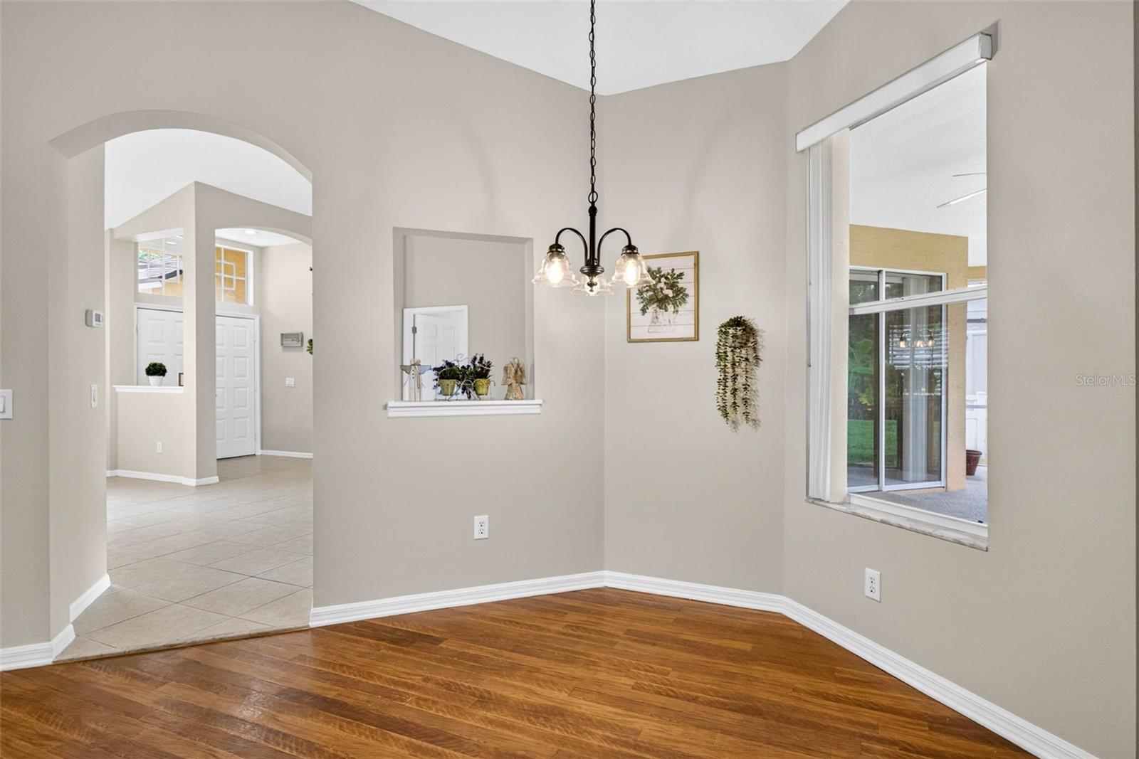 9603 BIRNAMWOOD ST — photo 6