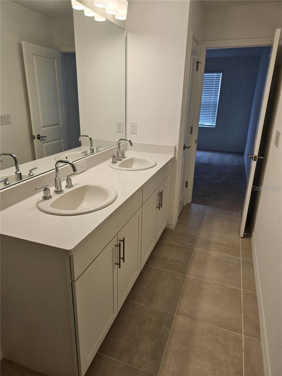 8520 DAYBREAK ST — photo 10