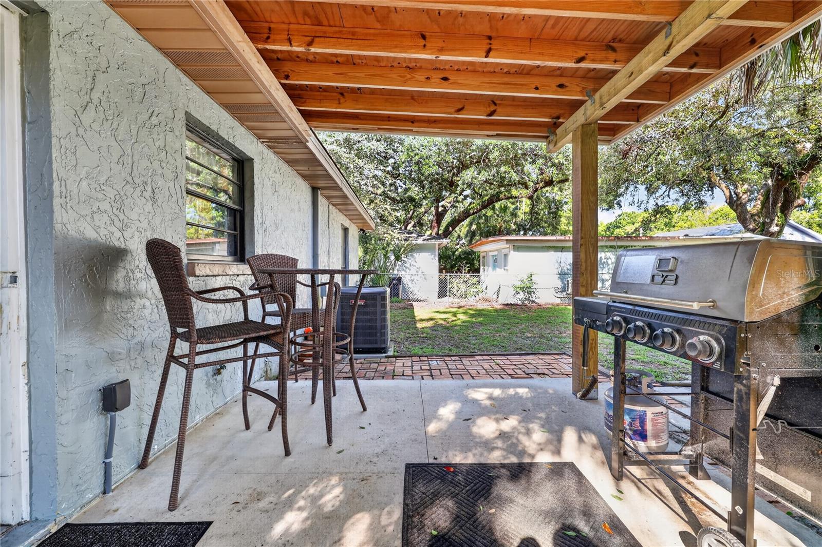 317 W COMANCHE AVE — photo 19