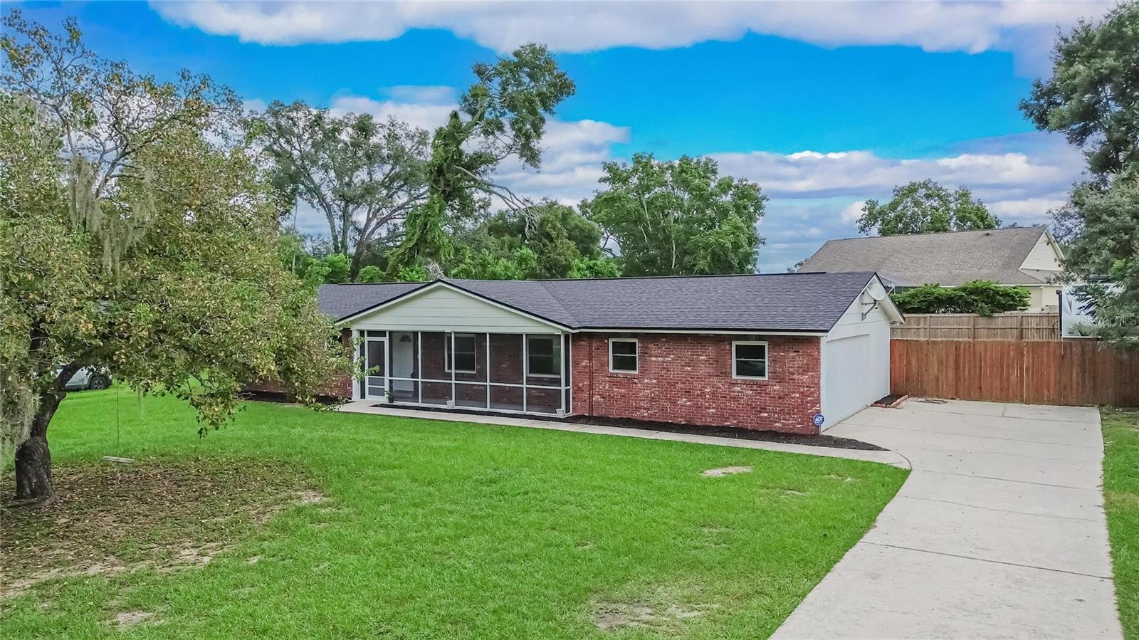 1905 BRYAN RD — photo 3