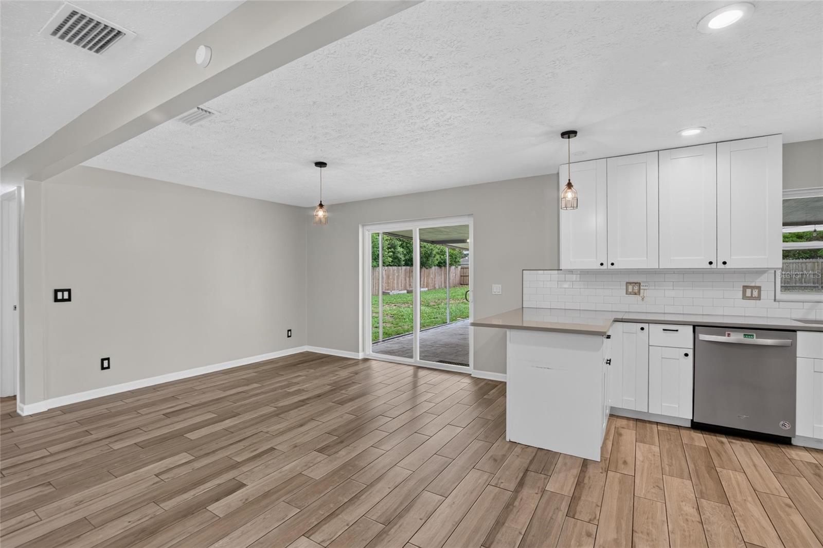 1905 BRYAN RD — photo 12