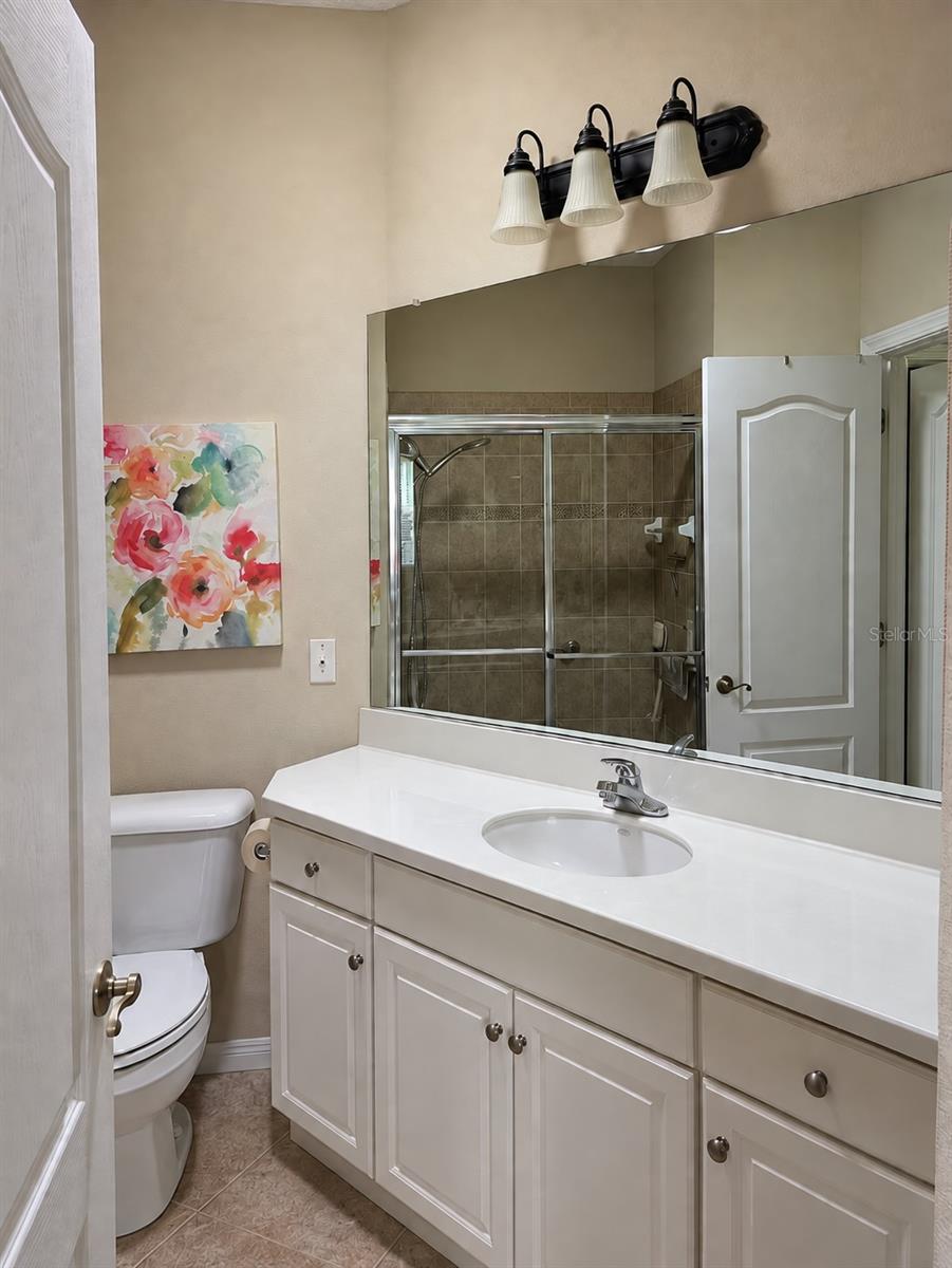 1215 LYNDHURST GREENS DR #.000 — photo 17