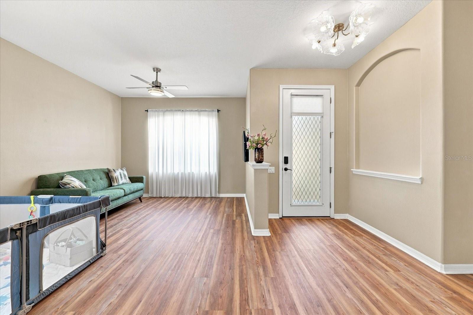 14848 POTTERTON CIR — photo 10