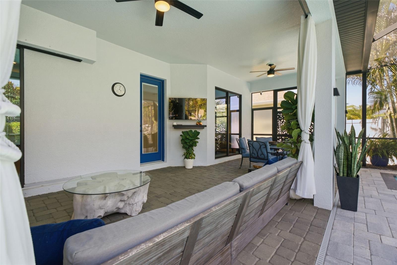 807 ALANDRA LN — photo 32