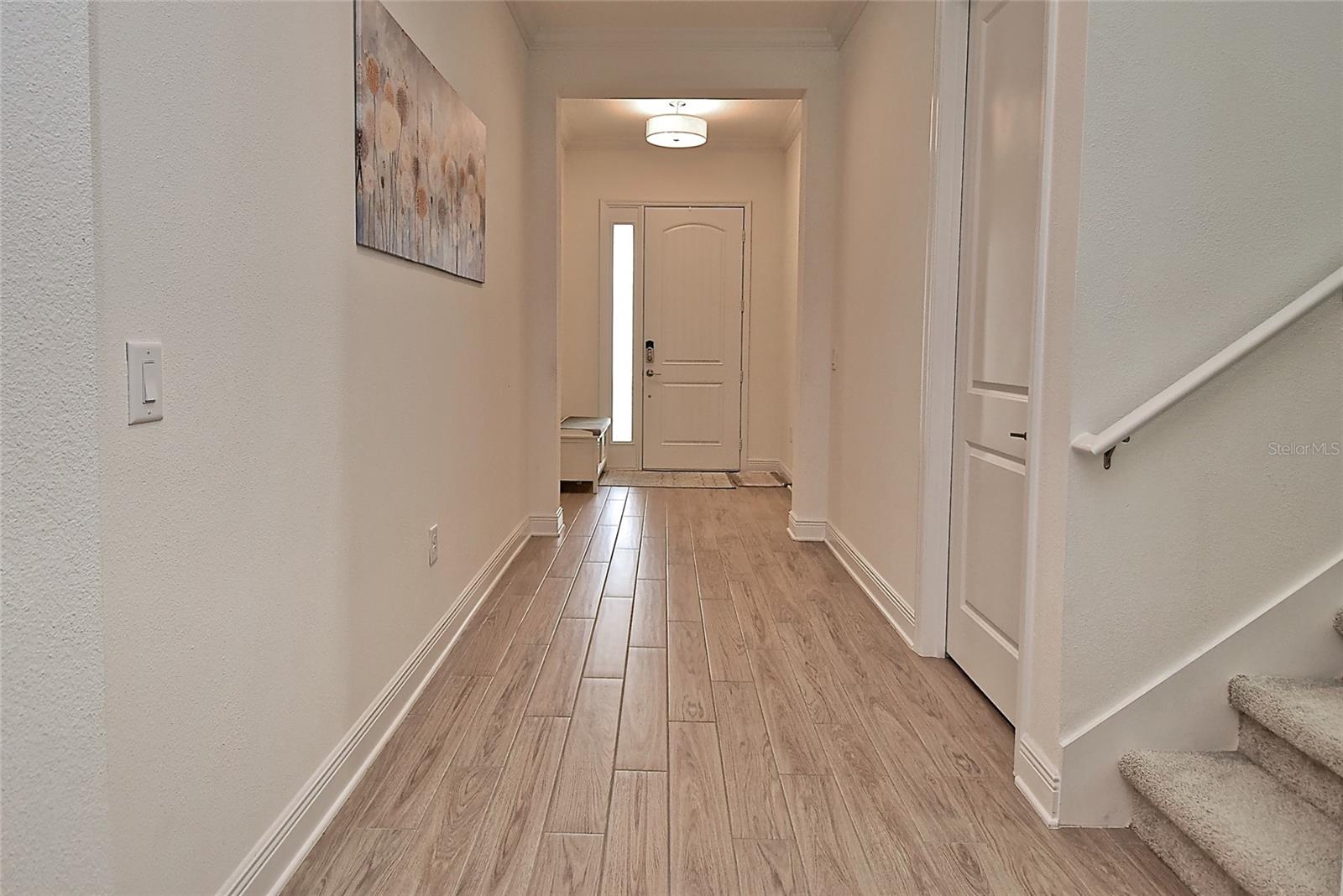 437 ALBERATA WAY — photo 2