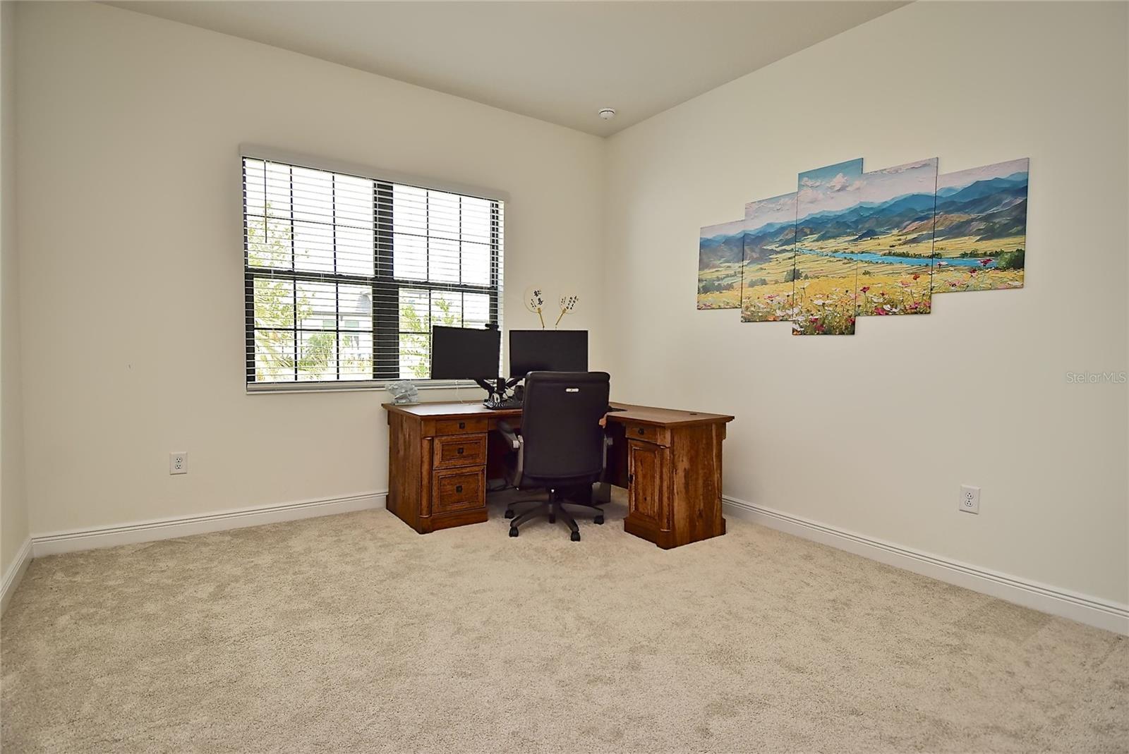 437 ALBERATA WAY — photo 15
