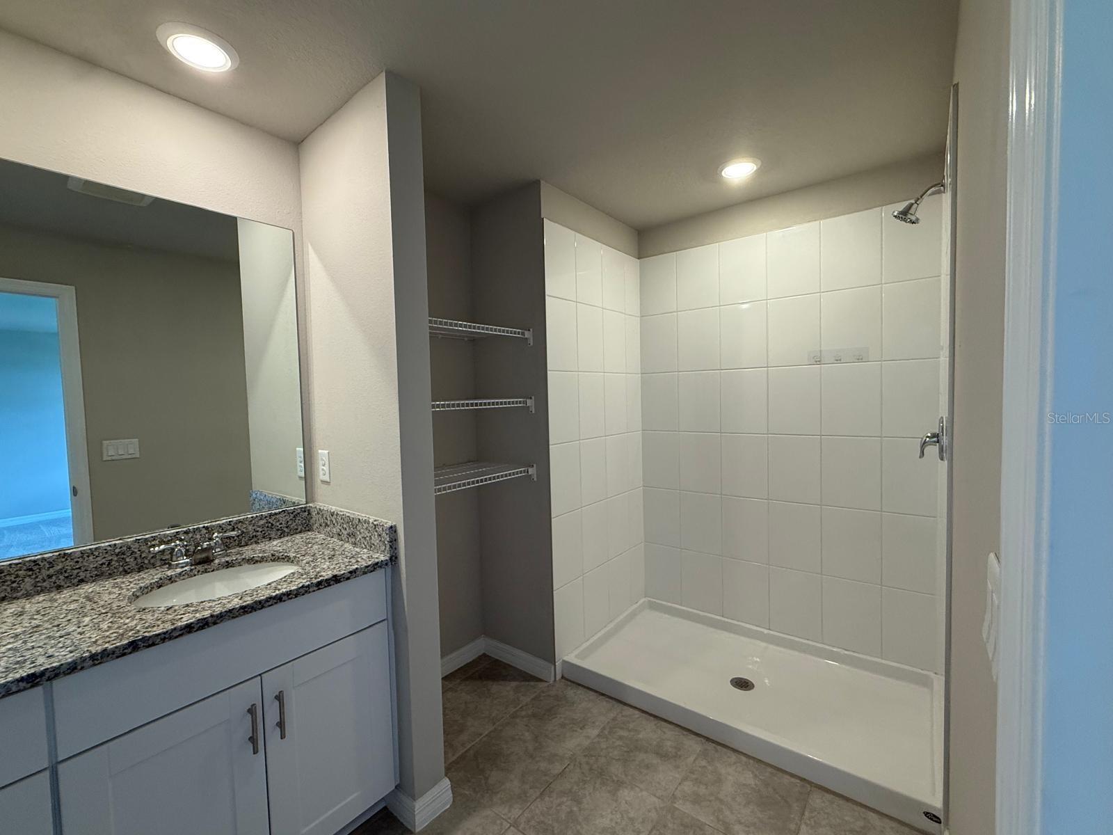 7627 MOMENTUM PKWY — photo 17