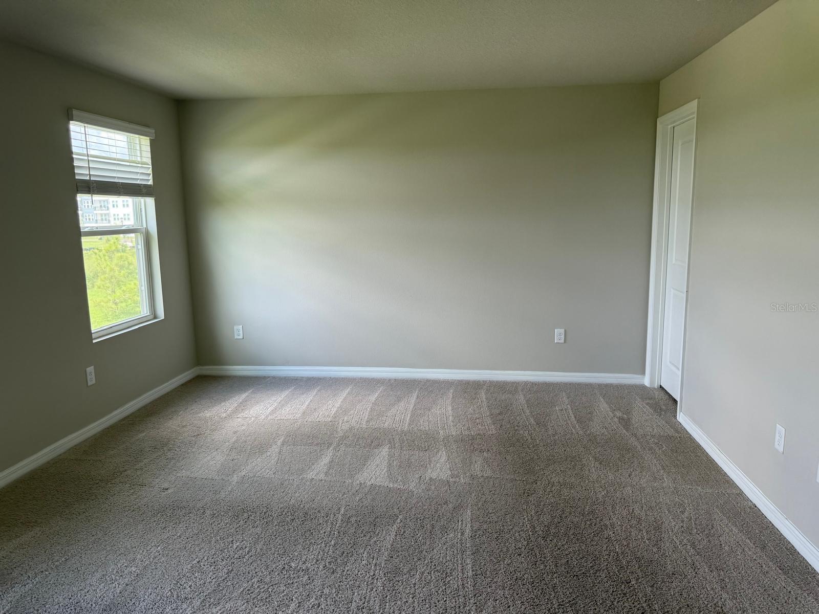 7627 MOMENTUM PKWY — photo 15