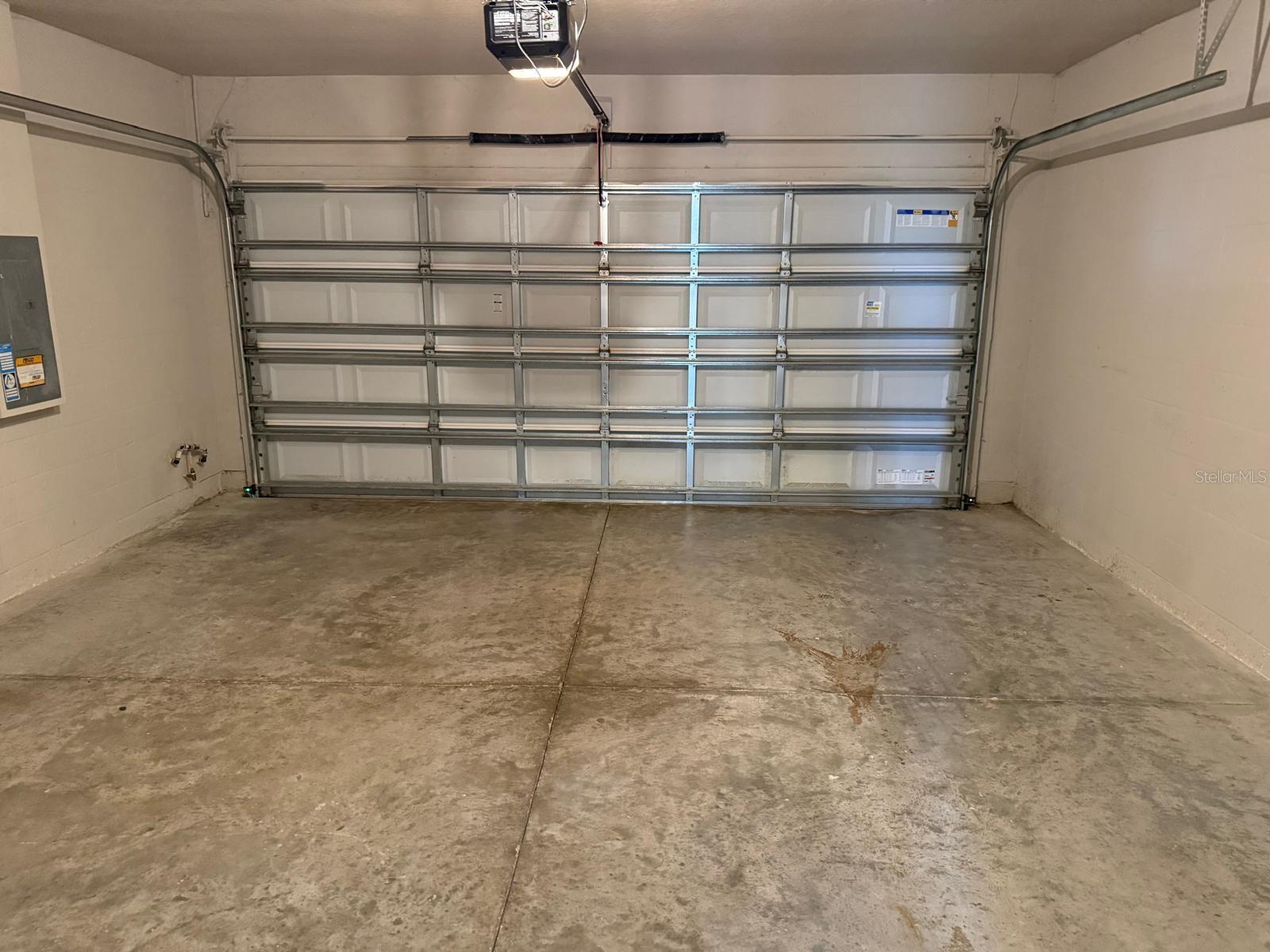 7627 MOMENTUM PKWY — photo 20