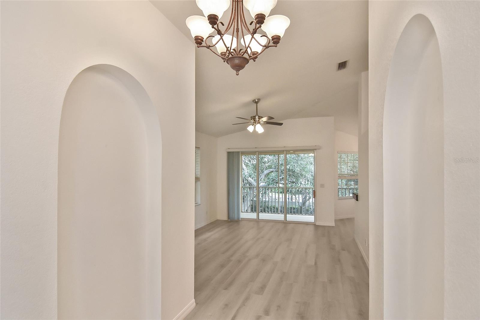 903 CASA DEL LAGO WAY #903 — photo 7