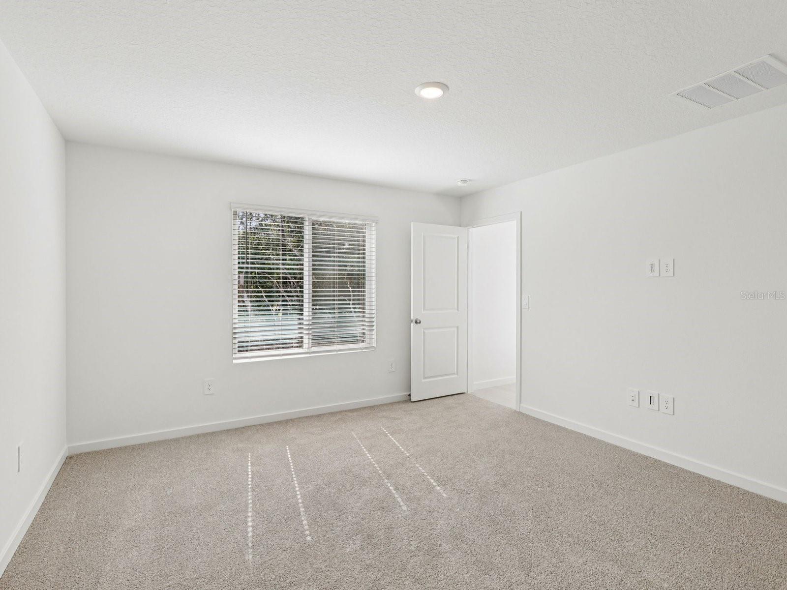 124 WANDERING CREEK WAY — photo 7