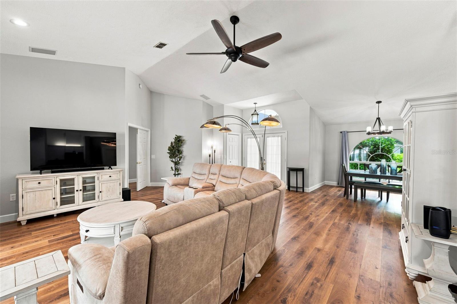 9715 HERMOSILLO DR — photo 11