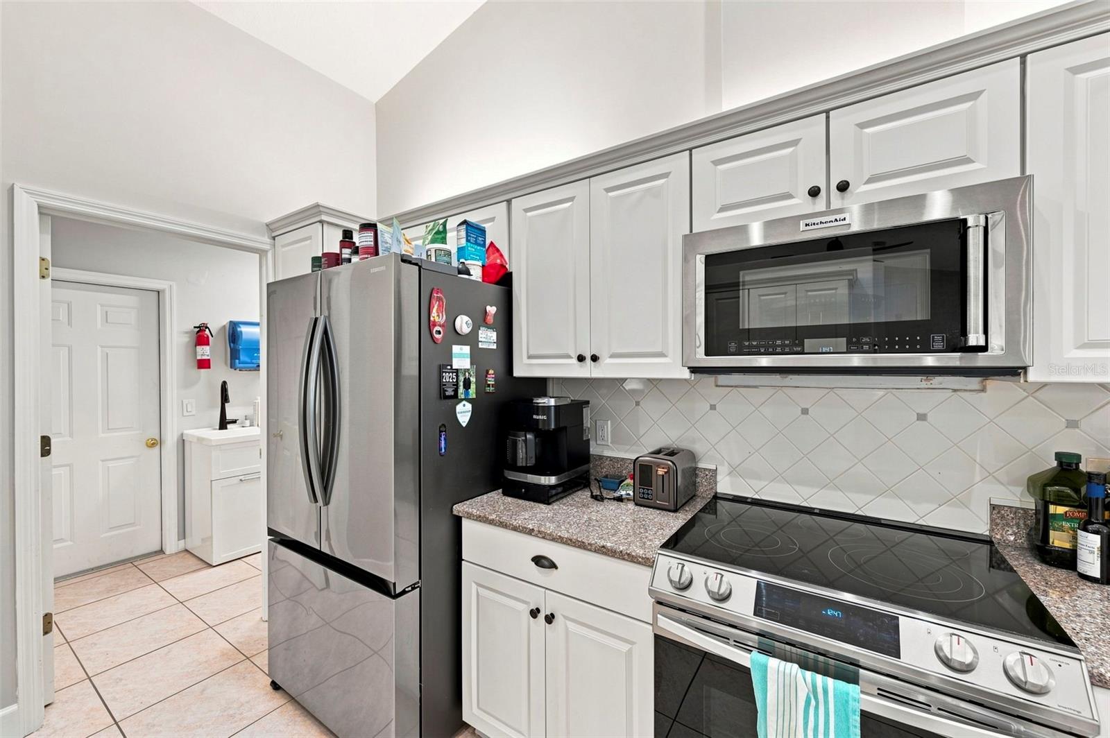 9715 HERMOSILLO DR — photo 18
