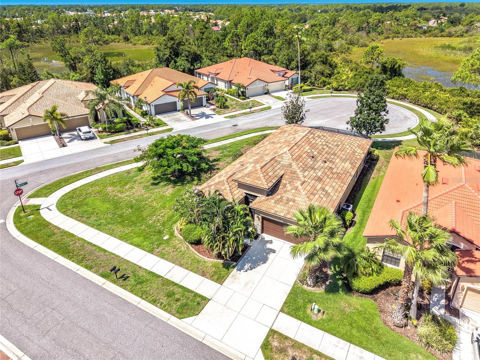 2746 ARUGULA DR — photo 38