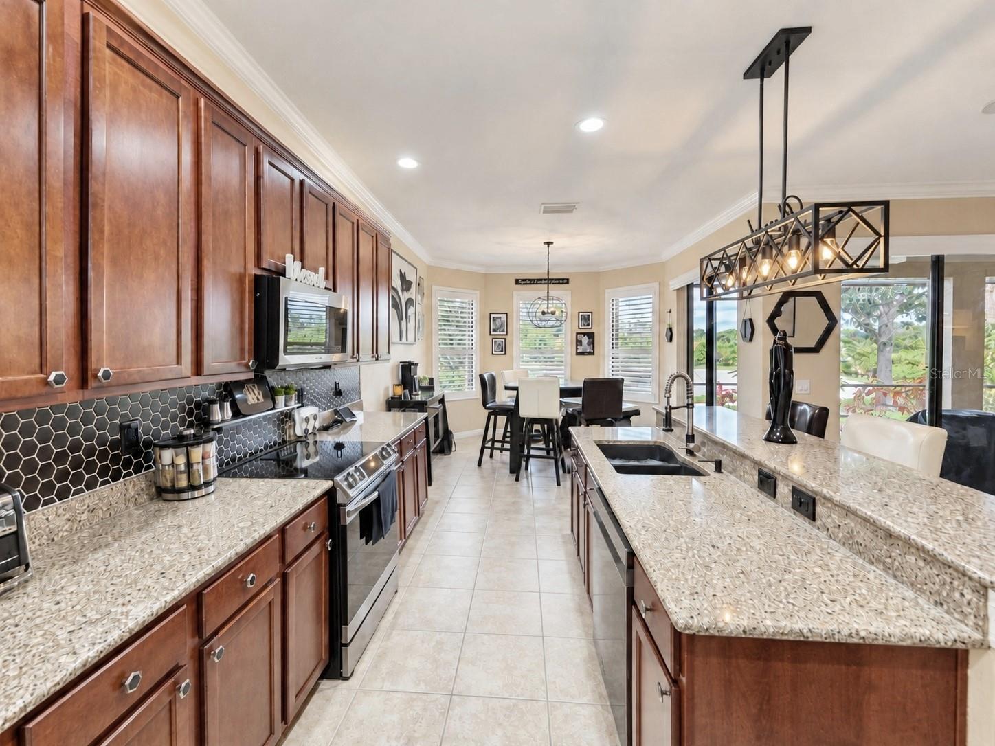 2746 ARUGULA DR — photo 17
