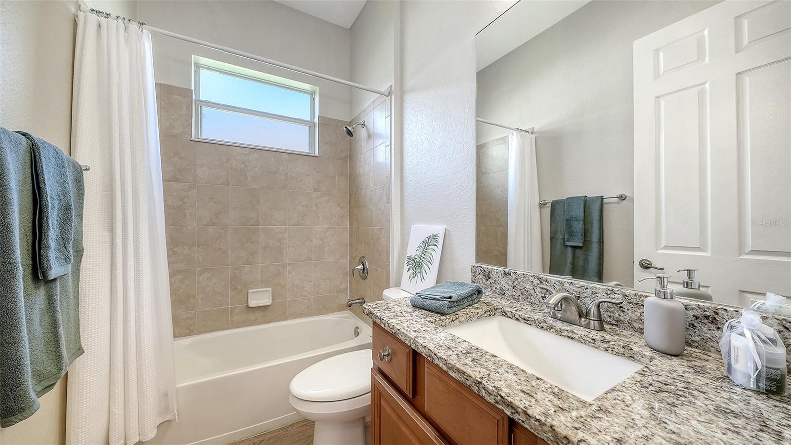 415 GRAND PRESERVE CV — photo 32