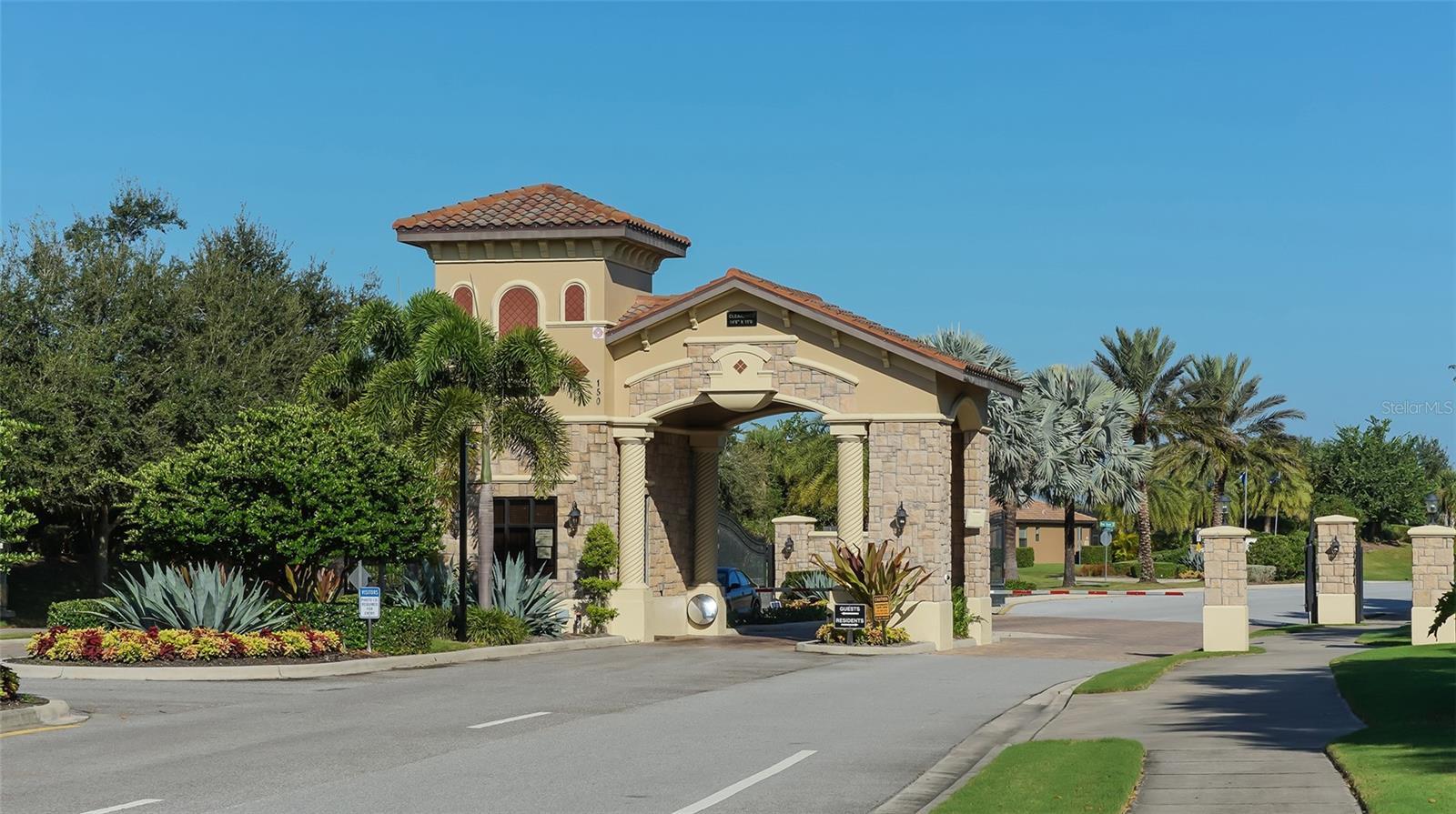415 GRAND PRESERVE CV — photo 52
