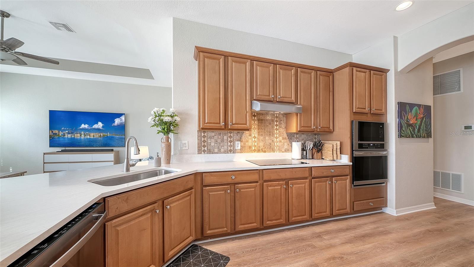 415 GRAND PRESERVE CV — photo 17