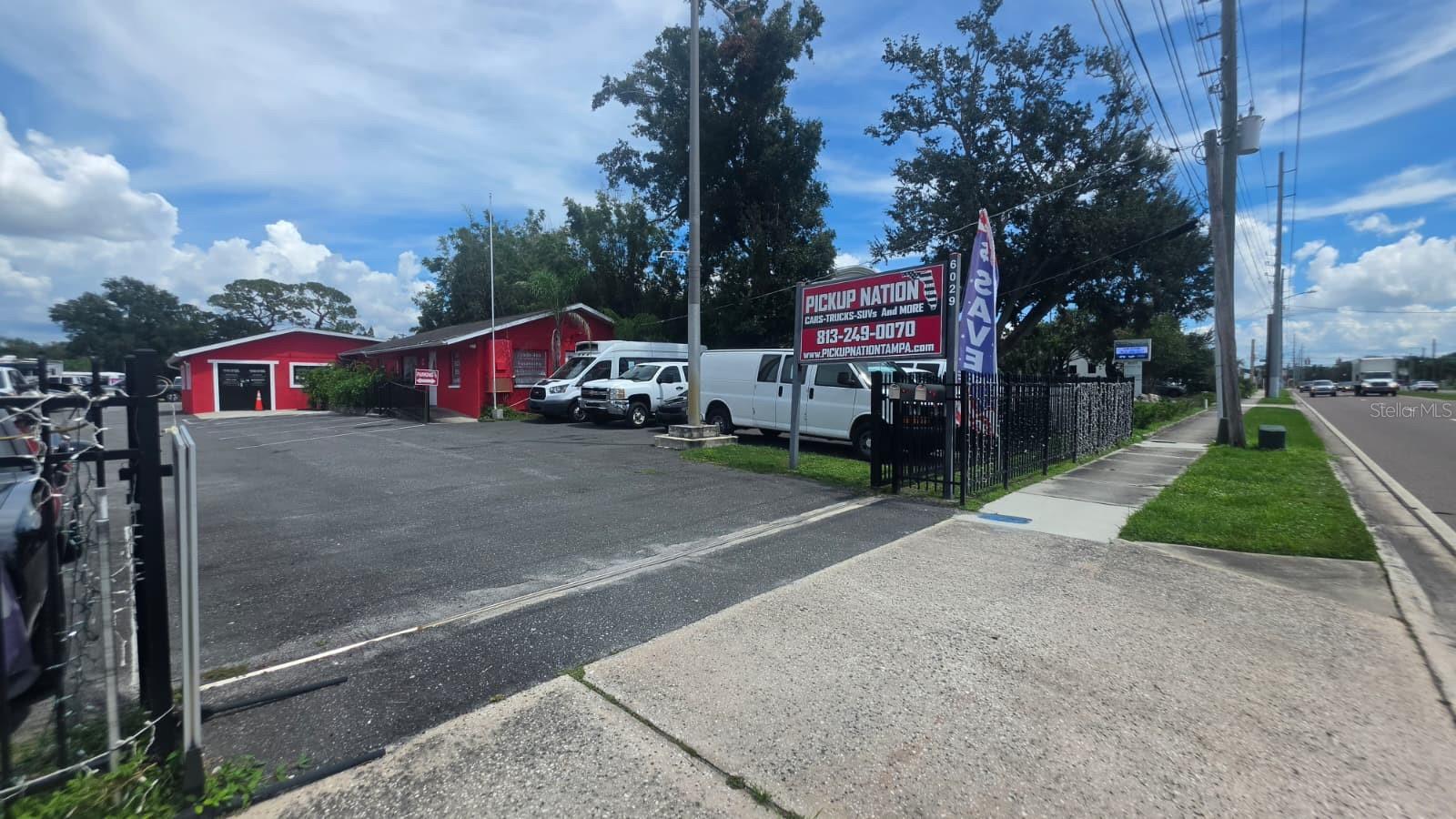 Home in TAMPA — photo 4