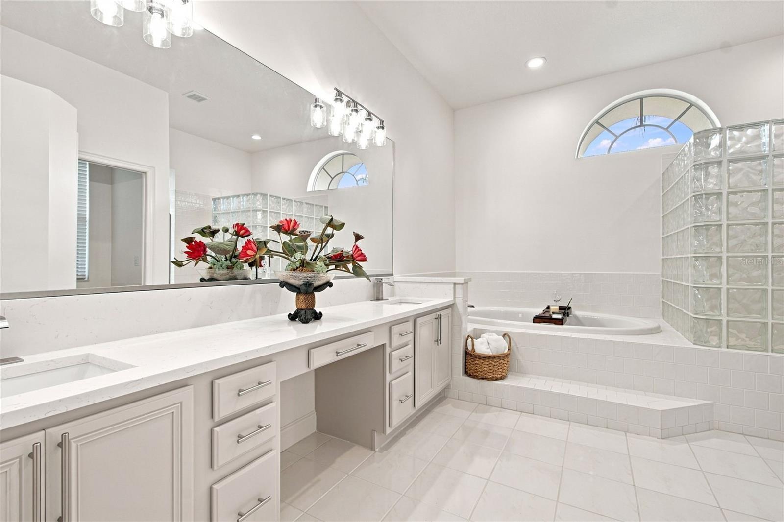 3626 SWANS LANDING DR — photo 47