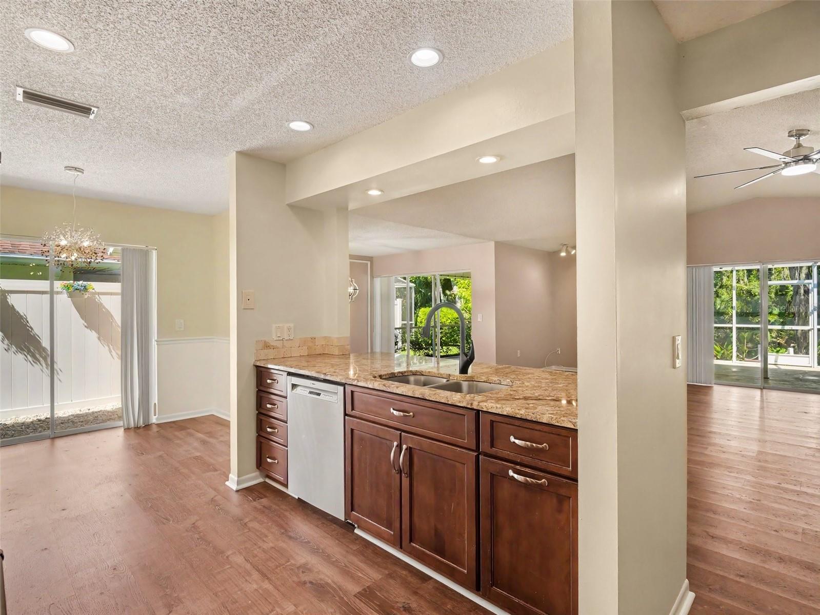 3432 BROOKRIDGE LN — photo 11