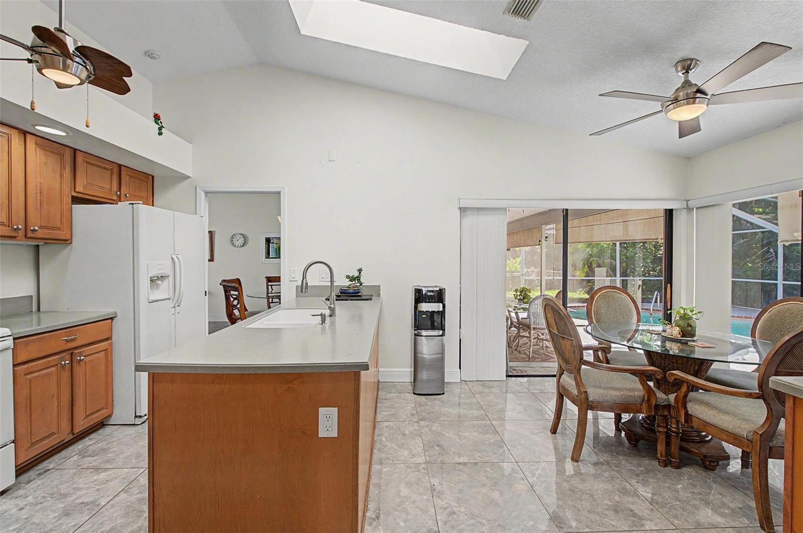 8612 BRAXTON DR — photo 13