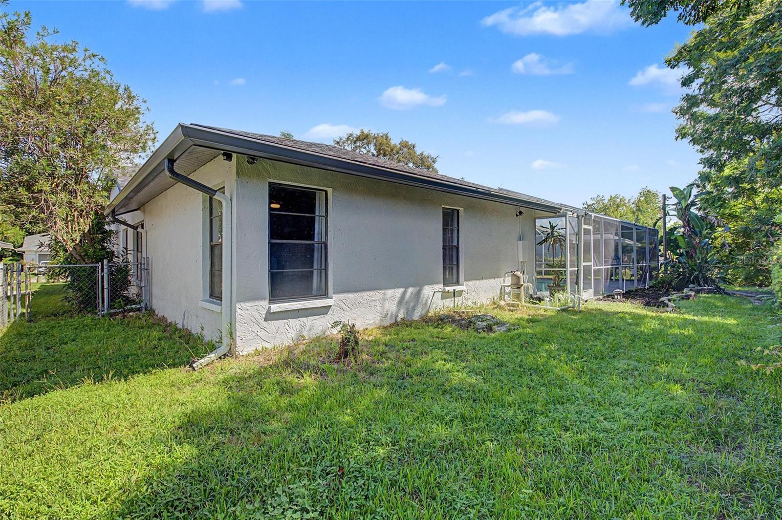 8612 BRAXTON DR — photo 43