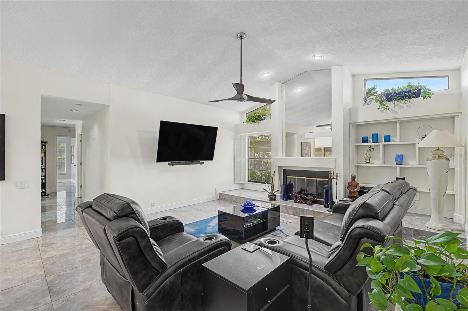 8612 BRAXTON DR — photo 22
