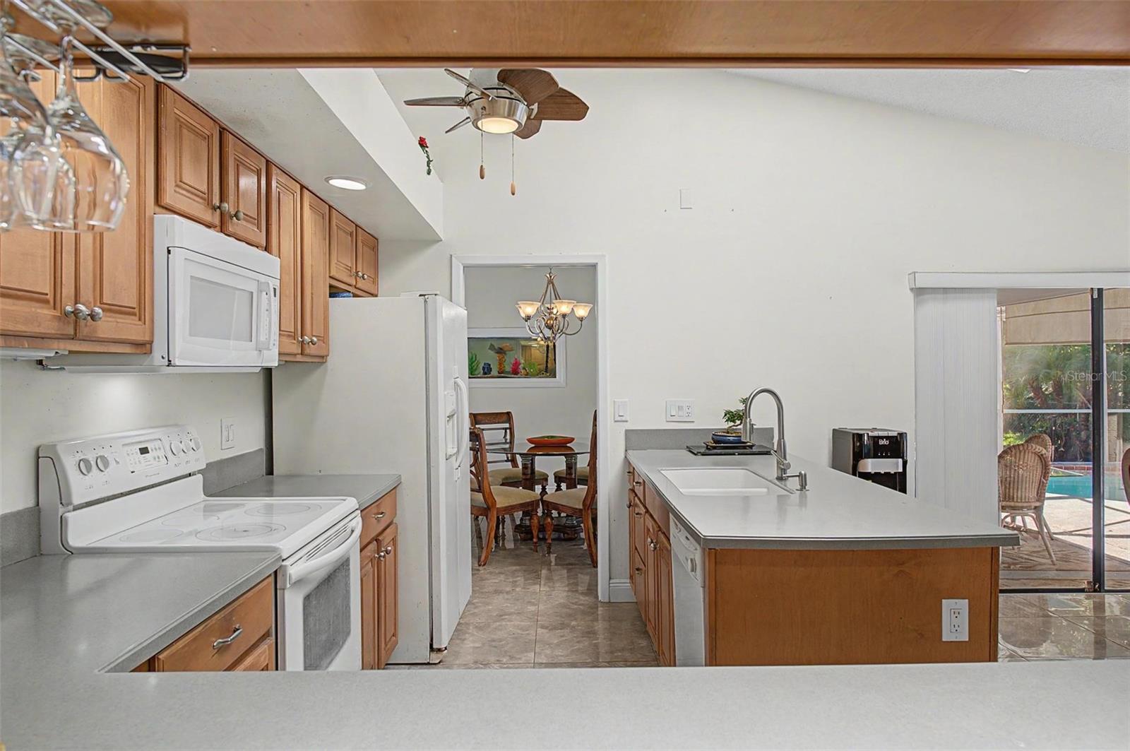 8612 BRAXTON DR — photo 18