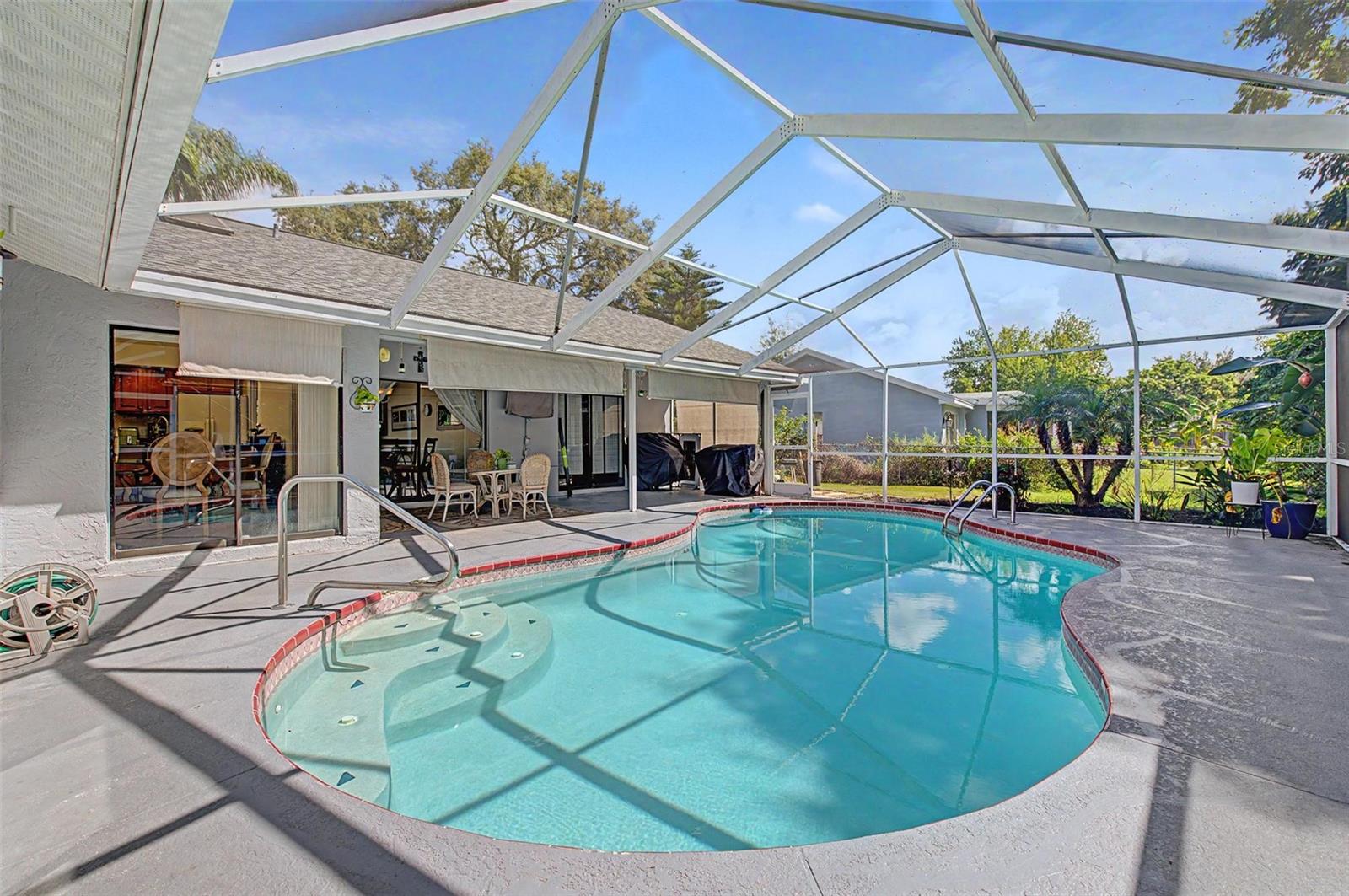 8612 BRAXTON DR — photo 38