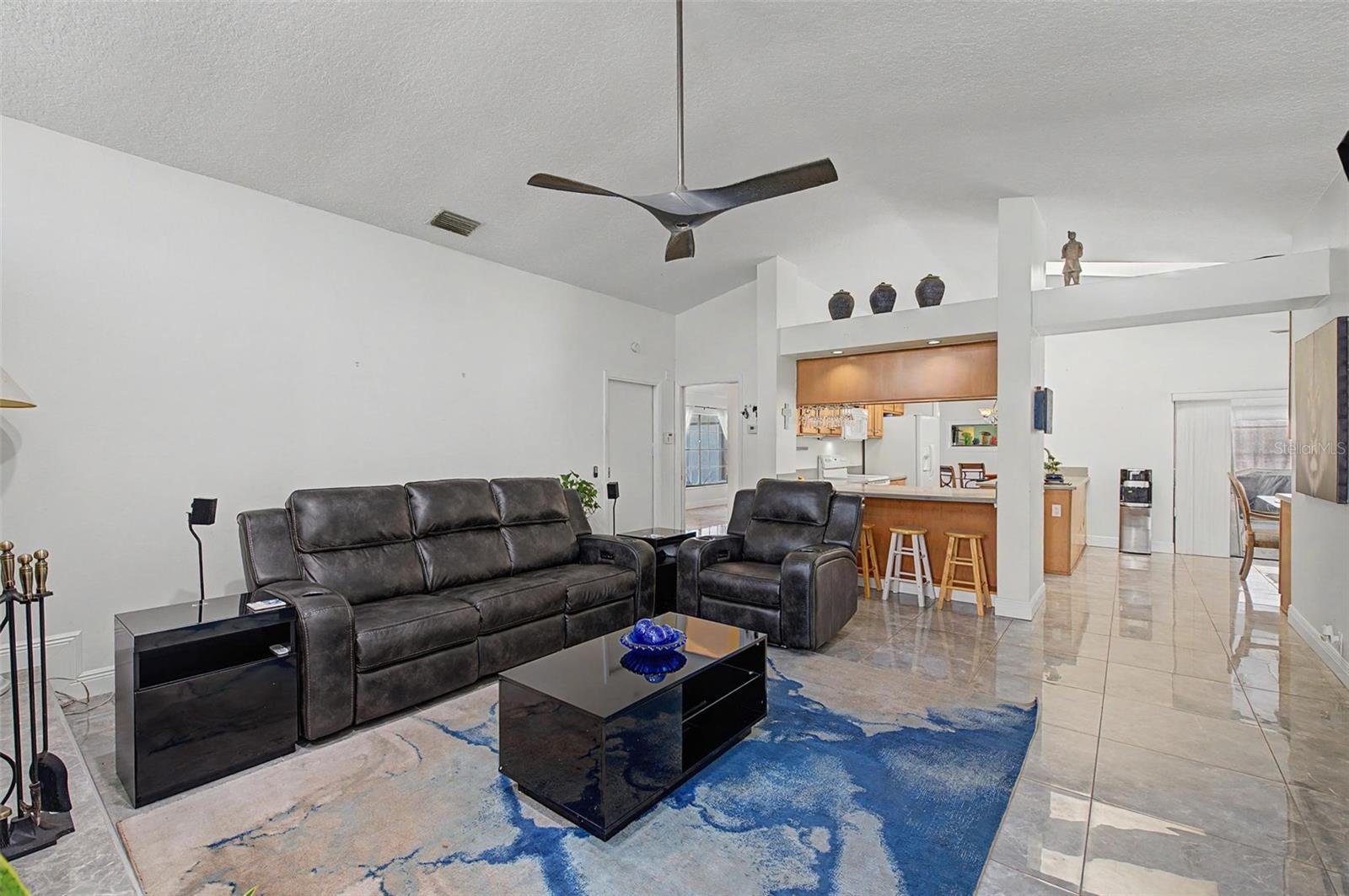 8612 BRAXTON DR — photo 26