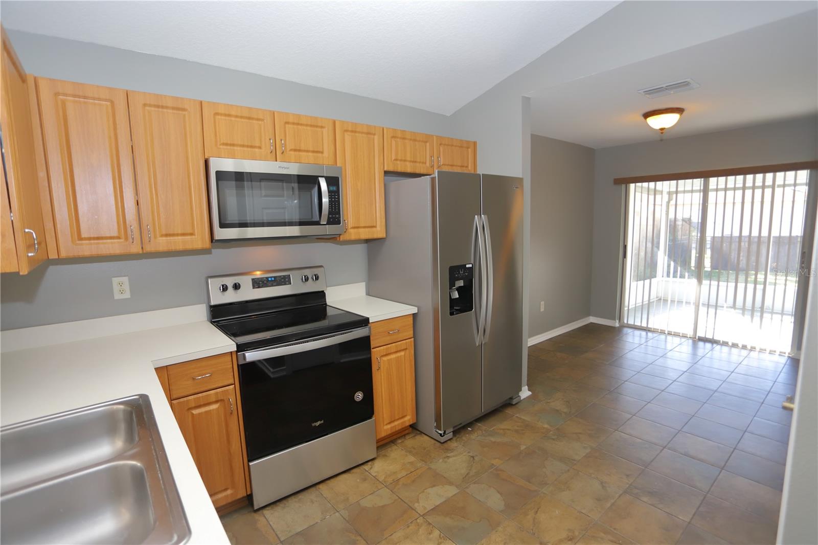 5826 TANAGERLAKE RD — photo 8