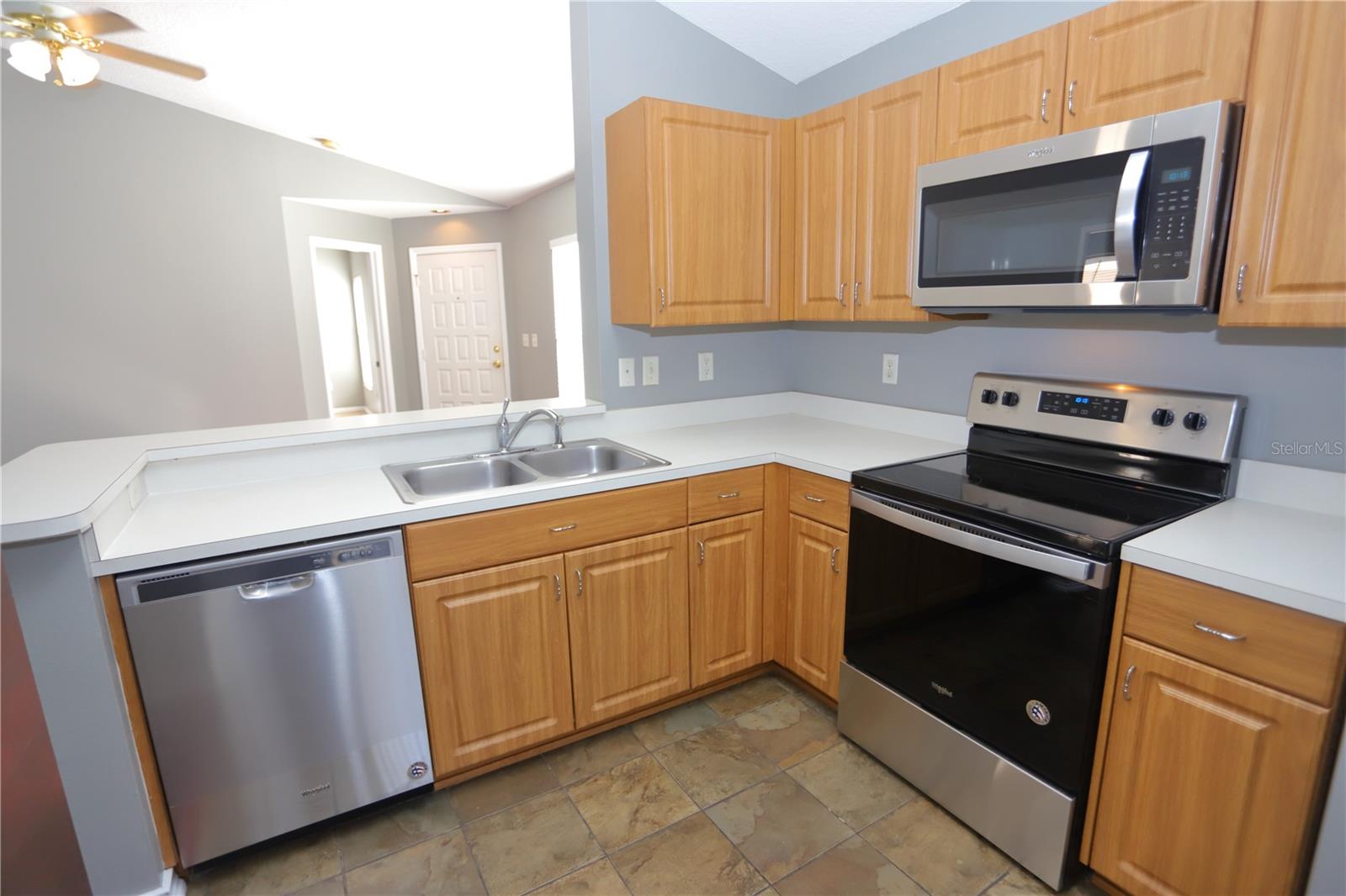 5826 TANAGERLAKE RD — photo 7