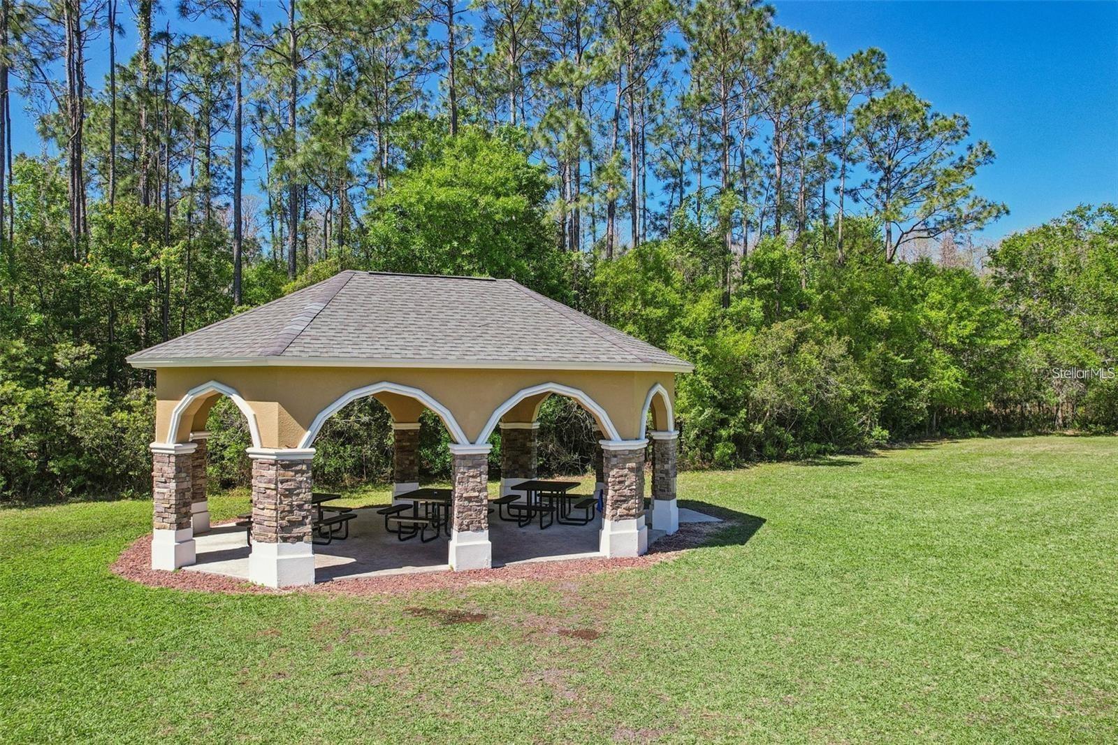 2812 DEVONOAK BLVD — photo 30