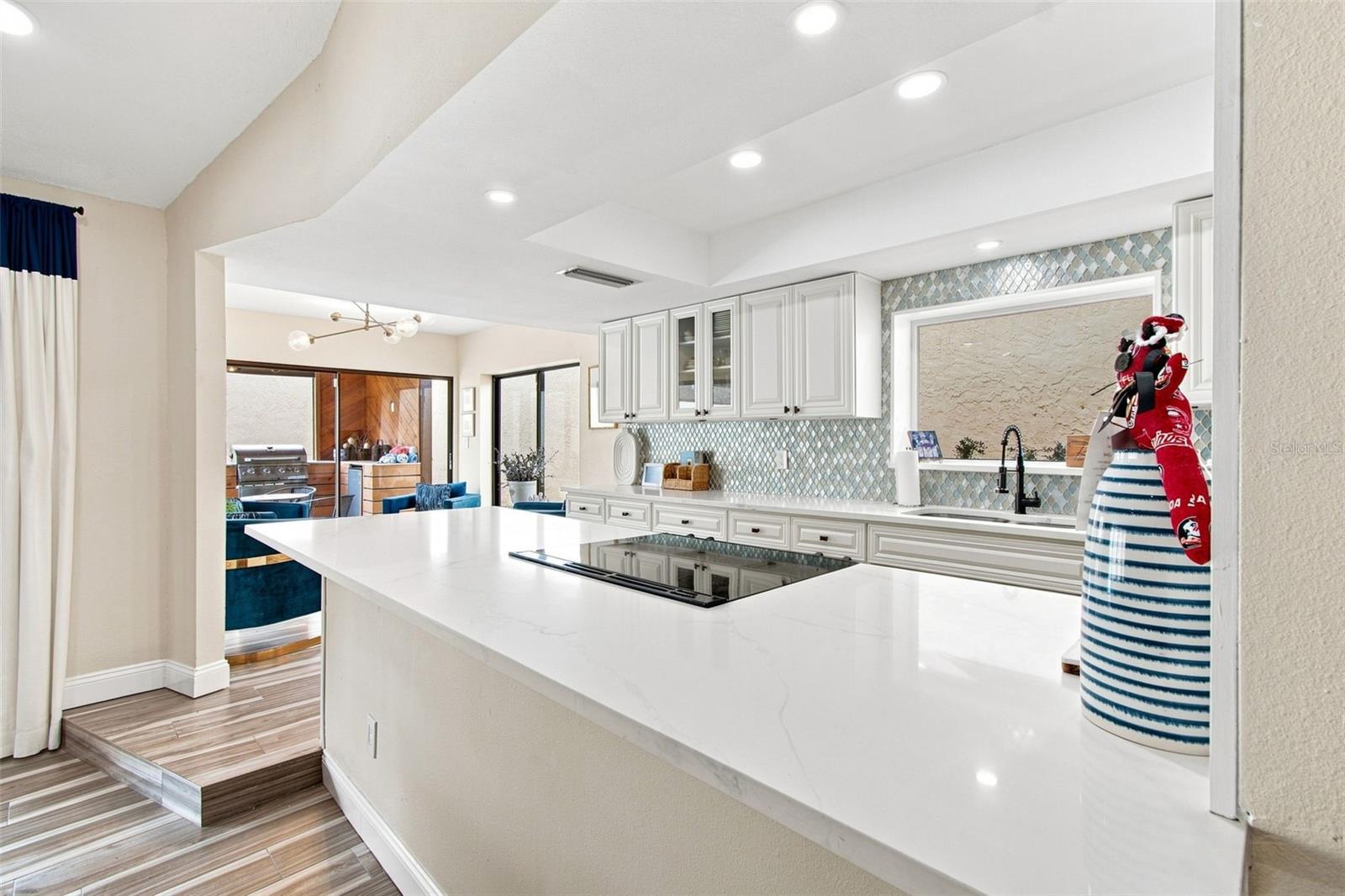 5005 PALOMA DR — photo 31