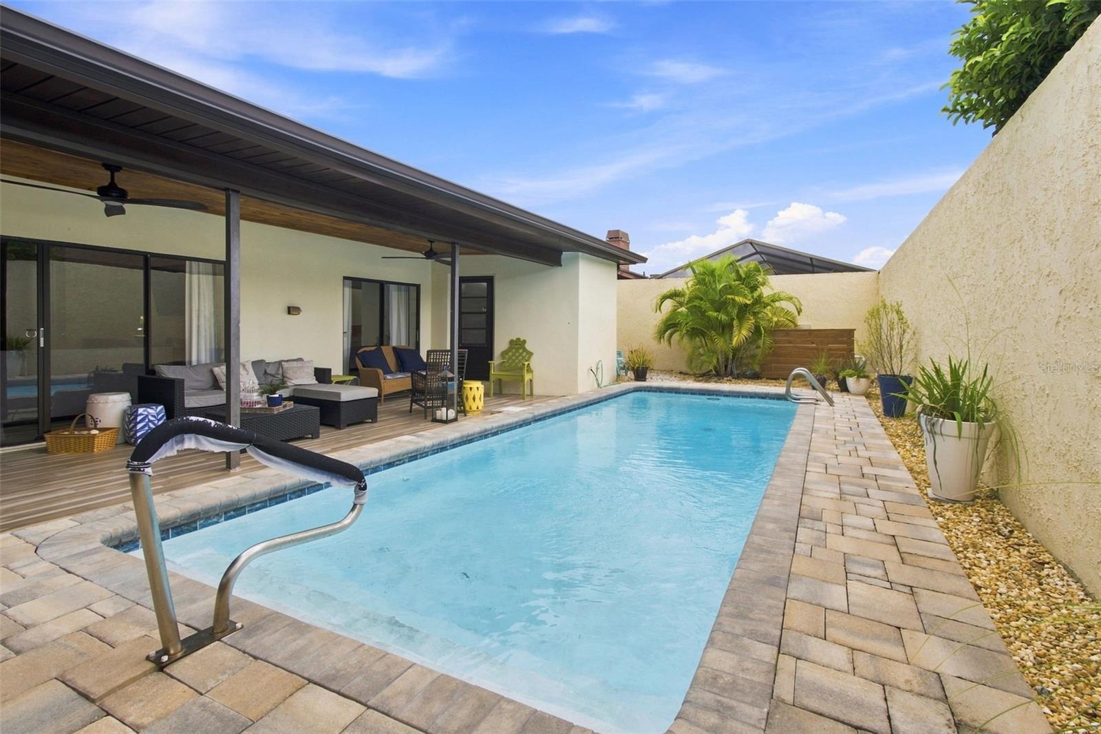 5005 PALOMA DR — photo 68