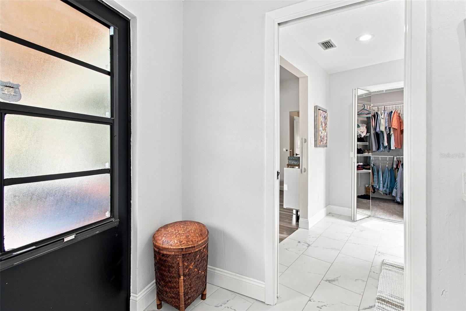 5005 PALOMA DR — photo 47