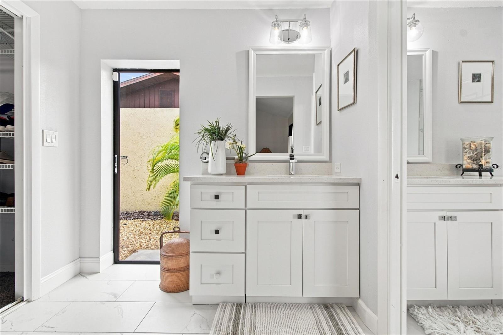5005 PALOMA DR — photo 43